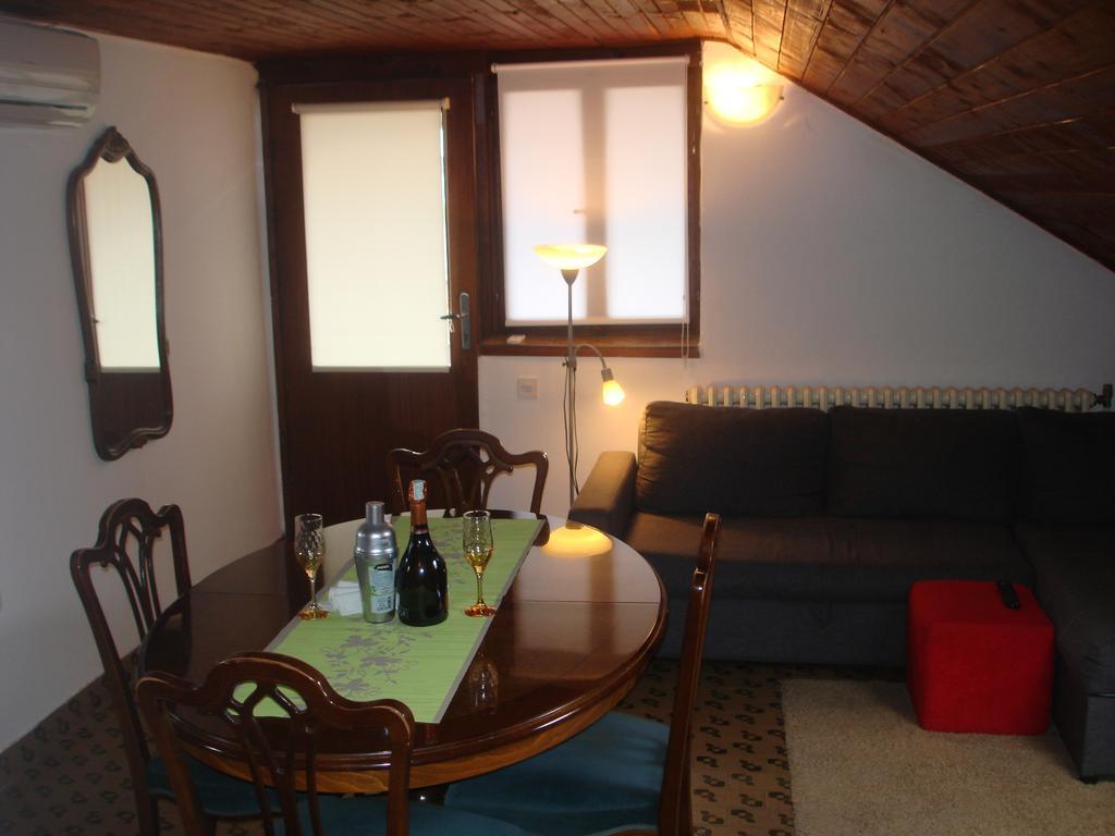 Apartmani Dominik Zadar Kamer foto